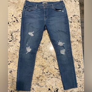 Levi's Denim 710 Super Skinny Jeans Size 32 (Size 14)